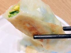 -宽鲜锅贴家常菜(永旺东部购物中心香港中路店)