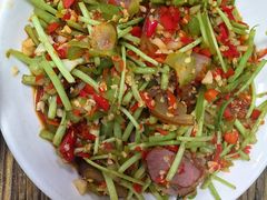 藜蒿炒腊肉-江南古镇味道·私房菜