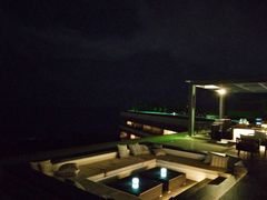 -瑰丽酒店·海吧·天际下午茶·现场DJ·天台酒吧