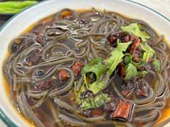 -何适山庄 ·可团建(水长城P2停车场店)