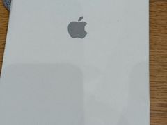 -Apple零售店(华贸购物中心店)