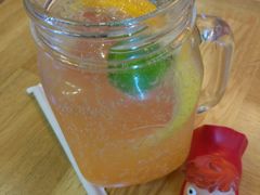 金桔西柚西瓜气泡水-W CAFE(甜爱路店)
