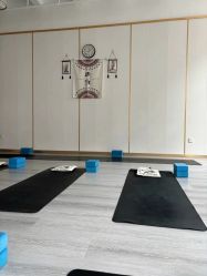 -亚太瑜伽普拉提学院