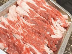 鲜切羊肉（肥瘦）-颐品居涮肉(乌鲁木齐中路店)