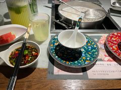 -尚尚仙·酸汤猪手·猪肚鸡火锅(华联万柳购物中心店)