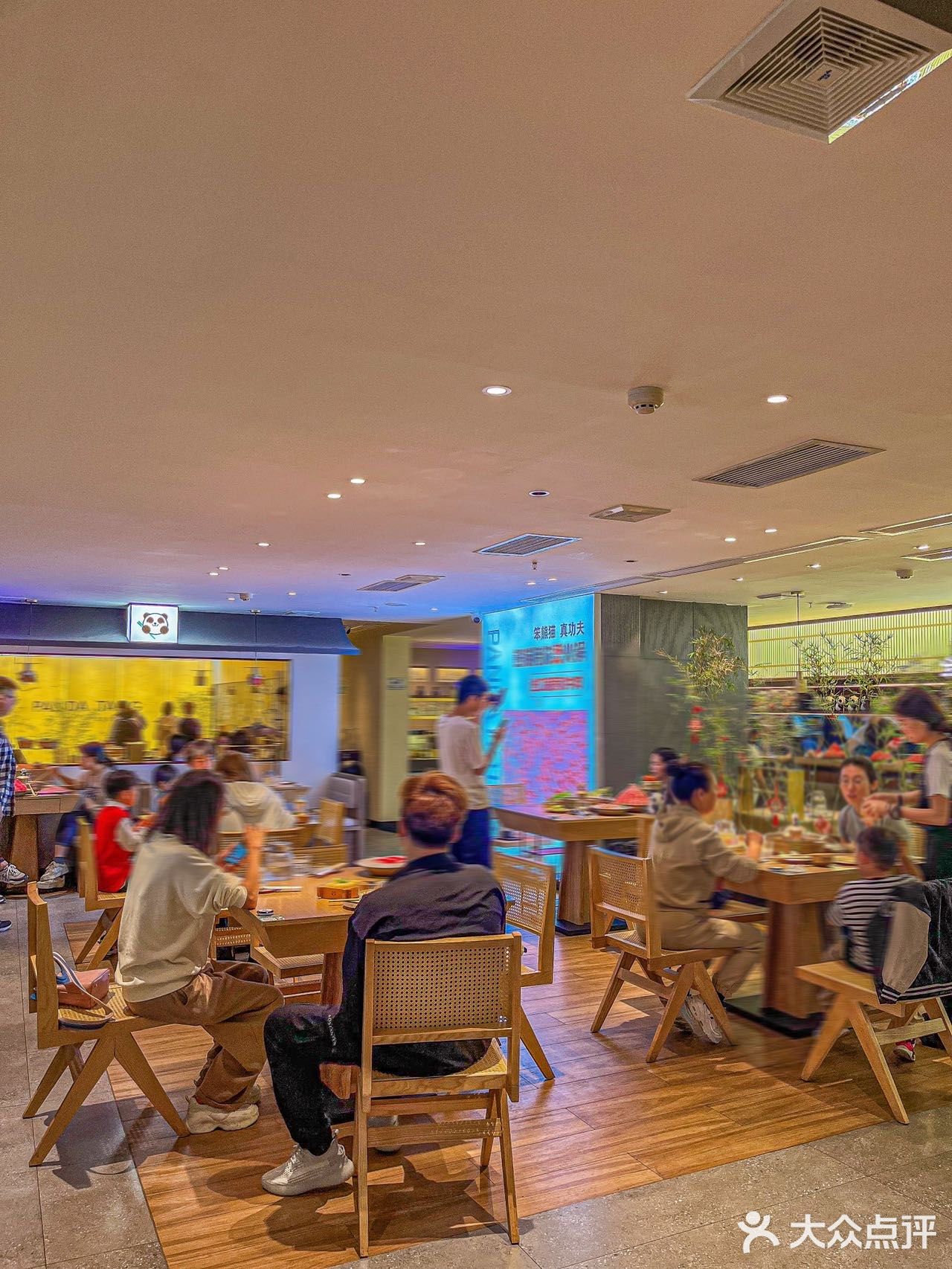 深圳的！排队一小时也要吃的火锅[流泪]