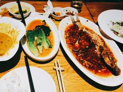 -渝半城经典川粤菜(重庆天地店)