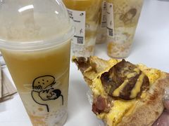 -达美乐比萨(红山店)