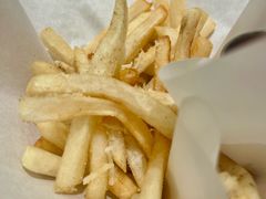 -玛格萝妮比萨屋(四平店)