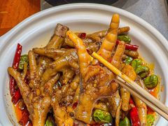 -侠舍·江湖小龙虾大排档(沌口总店)