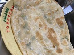 -丁红照水煎包胡辣汤