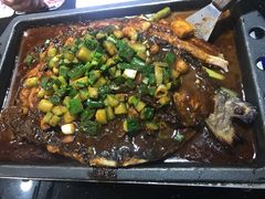 酱香味烤鱼-江边城外烤全鱼(龙德广场店)