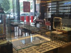 -博士眼镜(东莞中环财富广场店)