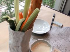 -穹六人间 people 6(岳阳路店)
