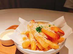 -阿妮叶李(光谷世界城店)