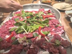 -野山舂·贵州现舂酸汤火锅(鸿通城店)