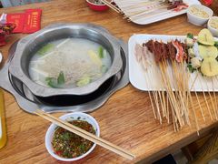 -袁记串串香(泉水轻轨站店)