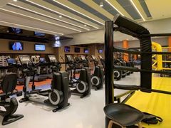 -莱茵体育生活馆