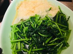 鸡汁腐皮香蒿-新白鹿餐厅(金鹰新街口店)