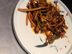 -吴越荣记苏州菜·松鼠桂鱼100%活鱼现做(斜塘老街店)