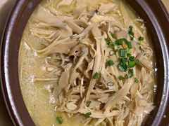 -佬麻雀·新湘菜(东方宝泰店)