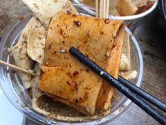 -陈仓老街美食天地