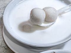 水牛奶汤圆-水牛奶皇后糖水铺