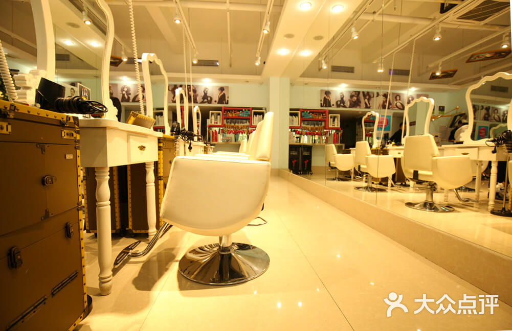 阿杰发艺(九眼桥店)图片 - 第2张