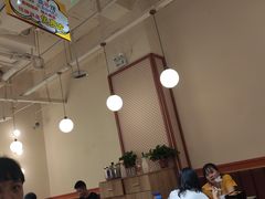 大堂-鸡遇虾煲干锅火锅(小寨金莎店)