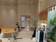 -龙格亲子游泳·水育早教运动中心(绿宝中心)