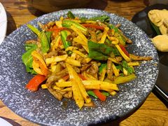 酸笋炒牛肉-云上千禾(水上店)