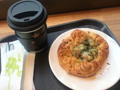 黑松露鸡肉卷/哥伦比亚手冲-星巴克臻选(南京艾尚天地店)