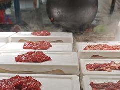 -四囍码头海鲜烧烤自助火锅(外滩南京东路悦荟广场店)