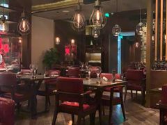 大堂-恰餐厅及酒吧 CHAR Bar & Grill (北京丽都皇冠假日店)