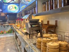 -梅园国际大酒店·自助餐厅(光明港店)