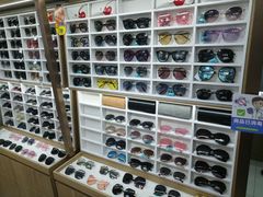 -视野联行眼镜·蔡司·控优点授权(长白万象汇店)