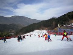 -大别山南武当滑雪场