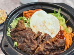 韩式肥牛石锅拌饭-屋里家延边朝鲜族冷面(梅林3店)