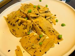 松露酱炒笋尖-小大董·烤鸭(观景餐厅·南京西路店)