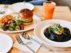 招牌牛肉汉堡-UPPER KITCHEN(延安路店)