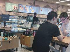 -星巴克臻选(周浦万达店)
