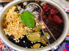 -喜悦小串丹东小黄牛海鲜烧烤大排档(民主广场店)