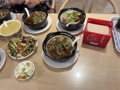 -闫家驴肉老店(华电一校店)