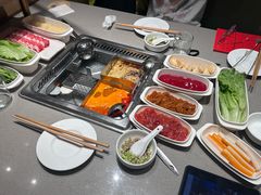 -海底捞火锅(金山百联店)
