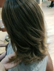 -意廊 Hair Salon