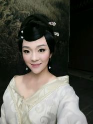 -盘子女人坊生日照·摄影馆(华强店)