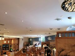 大堂-上座云间·青年赣菜(绿茵店)