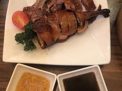 招牌烧鹅皇-避风塘(江桥万达店)