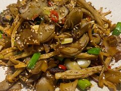 -雀舞云南菜(天津天河城购物中心店)