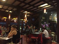 -Dash Teak House